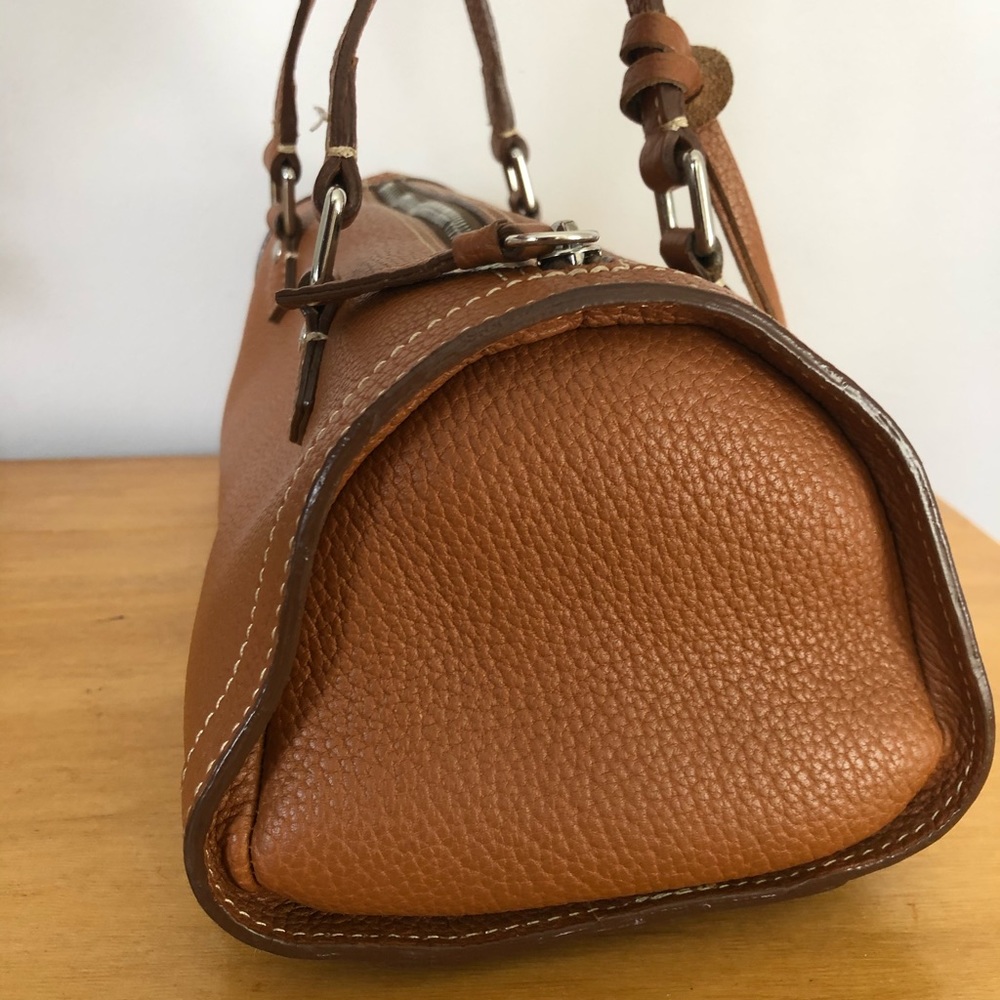 Tan Dooney & Bourke Purse - Picture 3 of 8